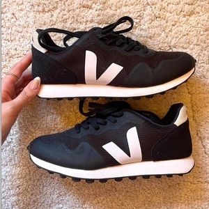 Veja sdu-b mesh sneaker in black